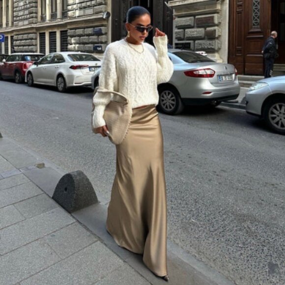 NUDE SATEEN SATIN MAXI SLIP SKIRT SZ S TULIP USA - Picture 1 of 8